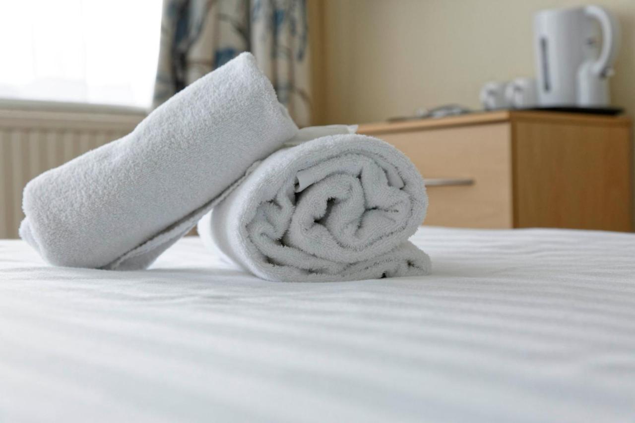 Sand Bay Holiday Village - Adults Only 滨海韦斯顿 外观 照片