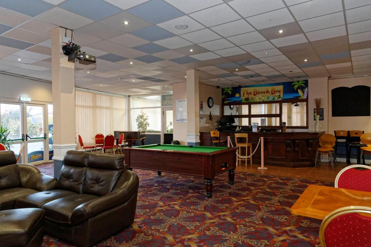 Sand Bay Holiday Village - Adults Only 滨海韦斯顿 外观 照片